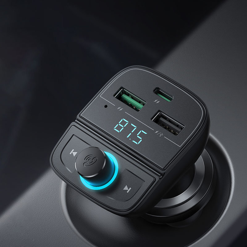 Ugreen FM Transmitter Bluetooth 5.0 MP3 car charger 3x USB TF